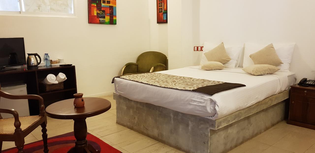 The Canes Boutique Hotel Colombo Extérieur photo